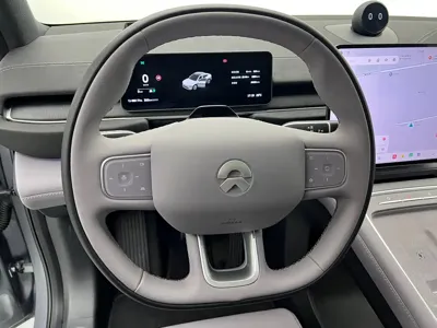 Nio EC6