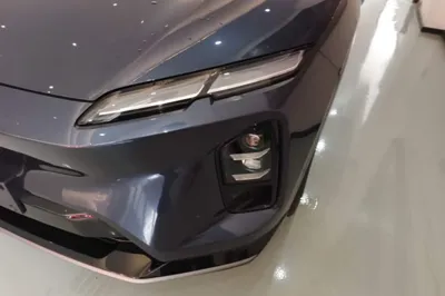 Nio EC6