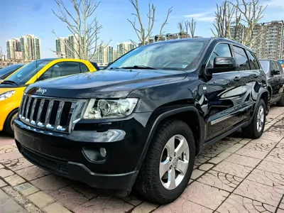 Jeep Grand Cherokee (Import)