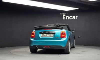 MINI Cooper Convertible