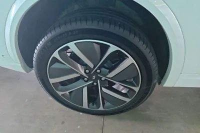 Li Auto L7