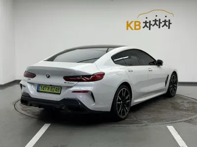 BMW 8-Series