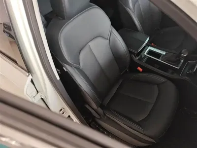 Roewe RX8