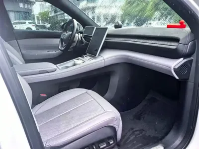 Nio EC6