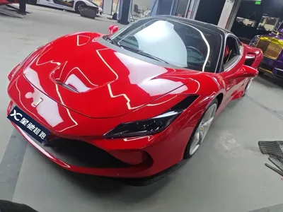 Ferrari F8