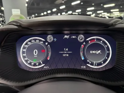 Astonmartin DBX