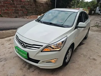 Hyundai Verna
