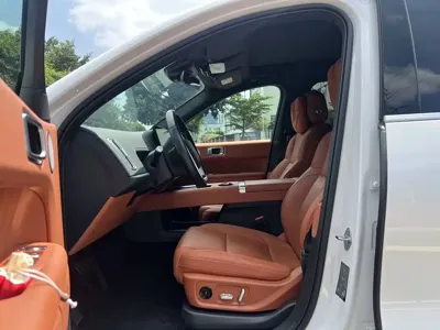 Li Auto Li L6