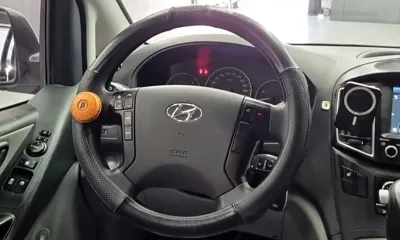 Hyundai Starex