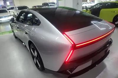 Xpeng P7
