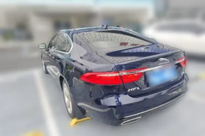 Jaguar XFL