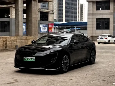 Avatr Avatr 12
