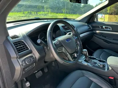 Ford Explorer (Import)