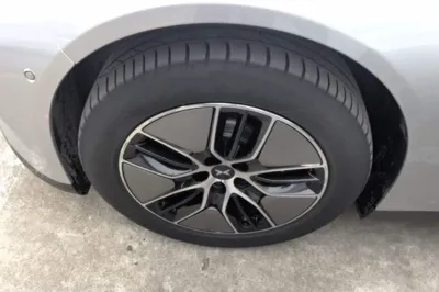 Xpeng P7