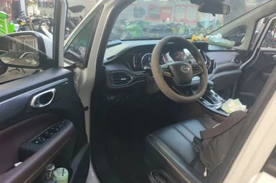 GAC Trumpchi M6
