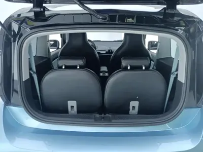 Baojun E300