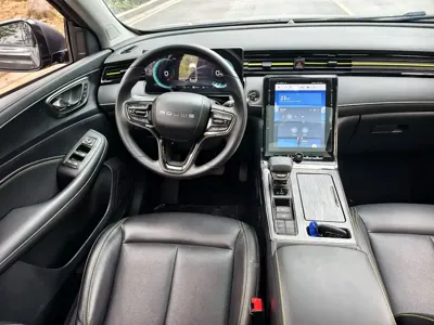 Roewe RX5