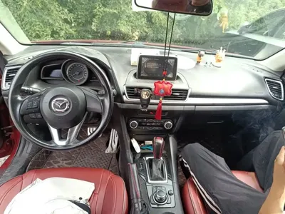Mazda 3 Axela