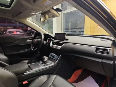 Hongqi Hongqi H5