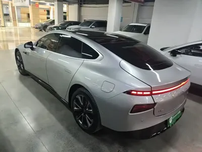 Xpeng P7