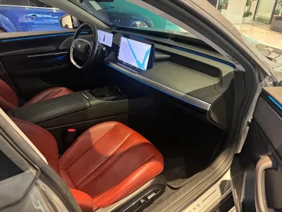 Xpeng P7