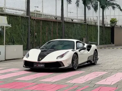 Ferrari 488