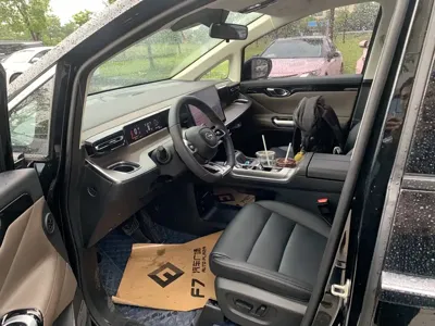 GAC Motor 传祺E8 PHEV