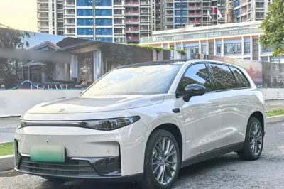 Leapmotor C10