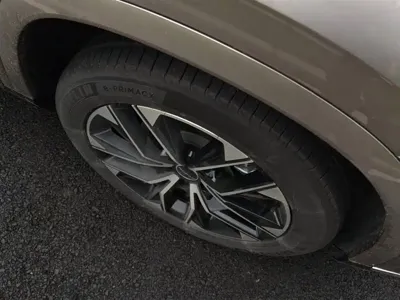 Roewe RX9