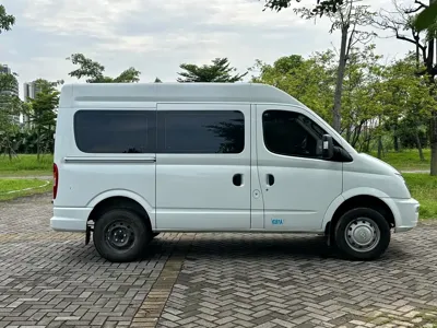 大通 V80