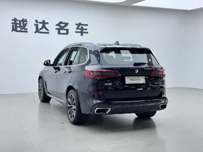 BMW X5 (Import)