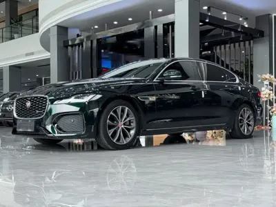 Jaguar XFL