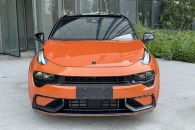Lynk & Co 02 Hatchback