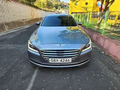 Hyundai Genesis