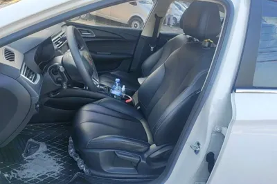 Roewe i5