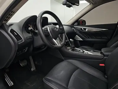 Infiniti Q50L