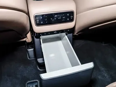 Li Auto Li MEGA