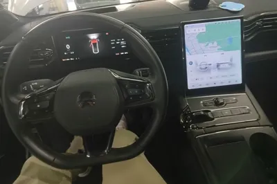 Nio EC6