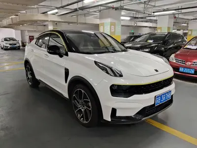 Lynk & Co 05