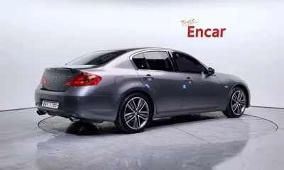 Infiniti G