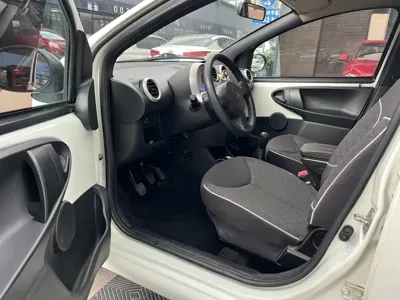 BYD F0