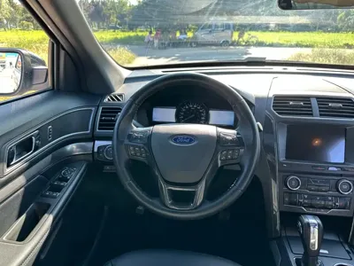 Ford Explorer (Import)