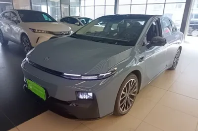 Leapmotor B01