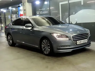 Hyundai Genesis