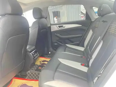 Roewe i6 Max