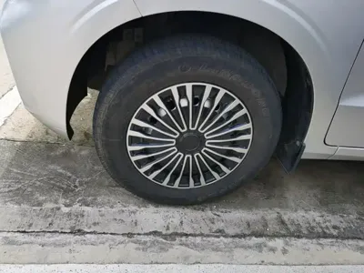 Wuling Hongguang V