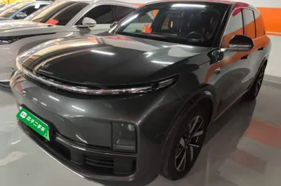 Li Auto L8