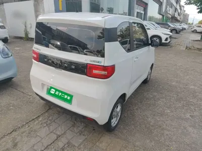 Wuling MINIEV