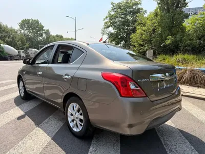 Nissan Sunny