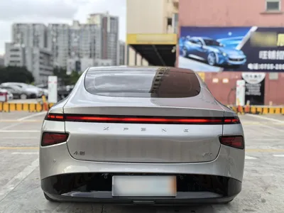 Xpeng P7